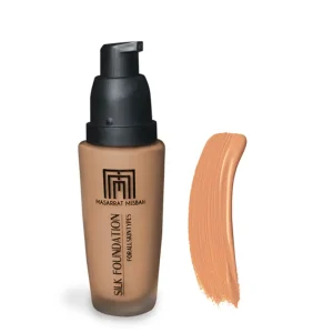 Musarrat Misbah Latte Foundation Pakistan long-lasting smooth coverage
